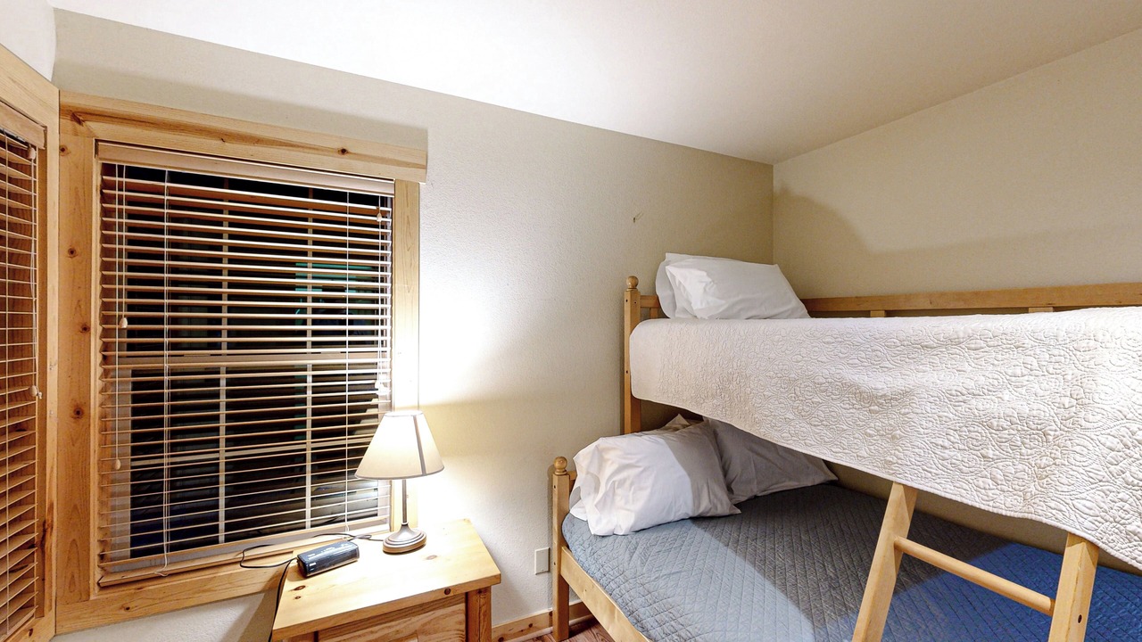 Photo of Bedroom in Klamath Falls