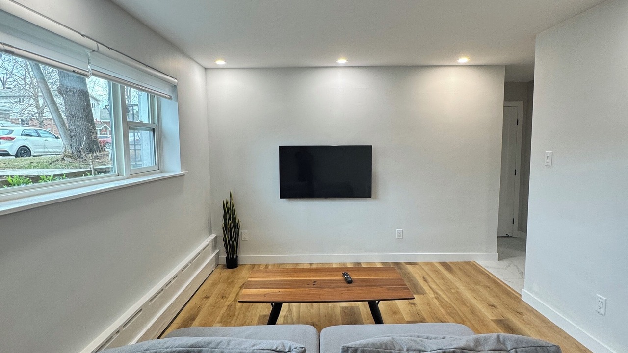 Photo of Livingroom in Vanier North
