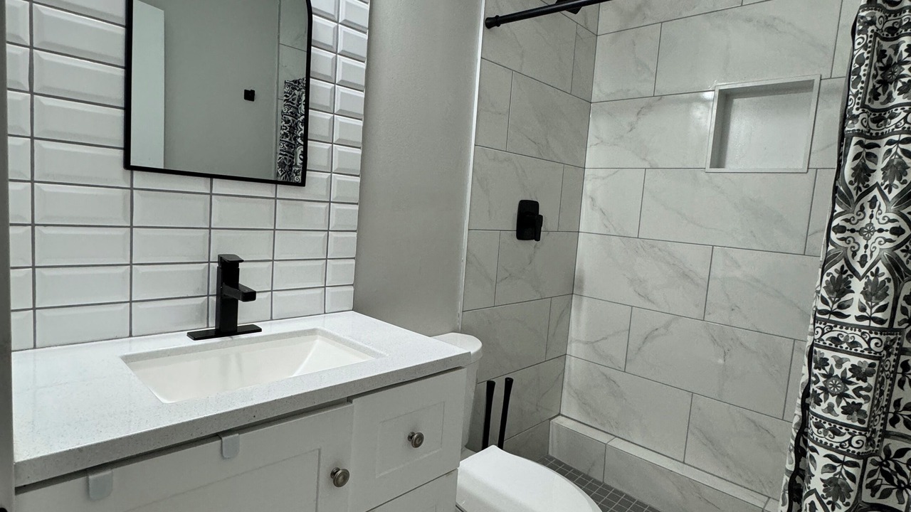 Photo of Bathroom in Vanier North