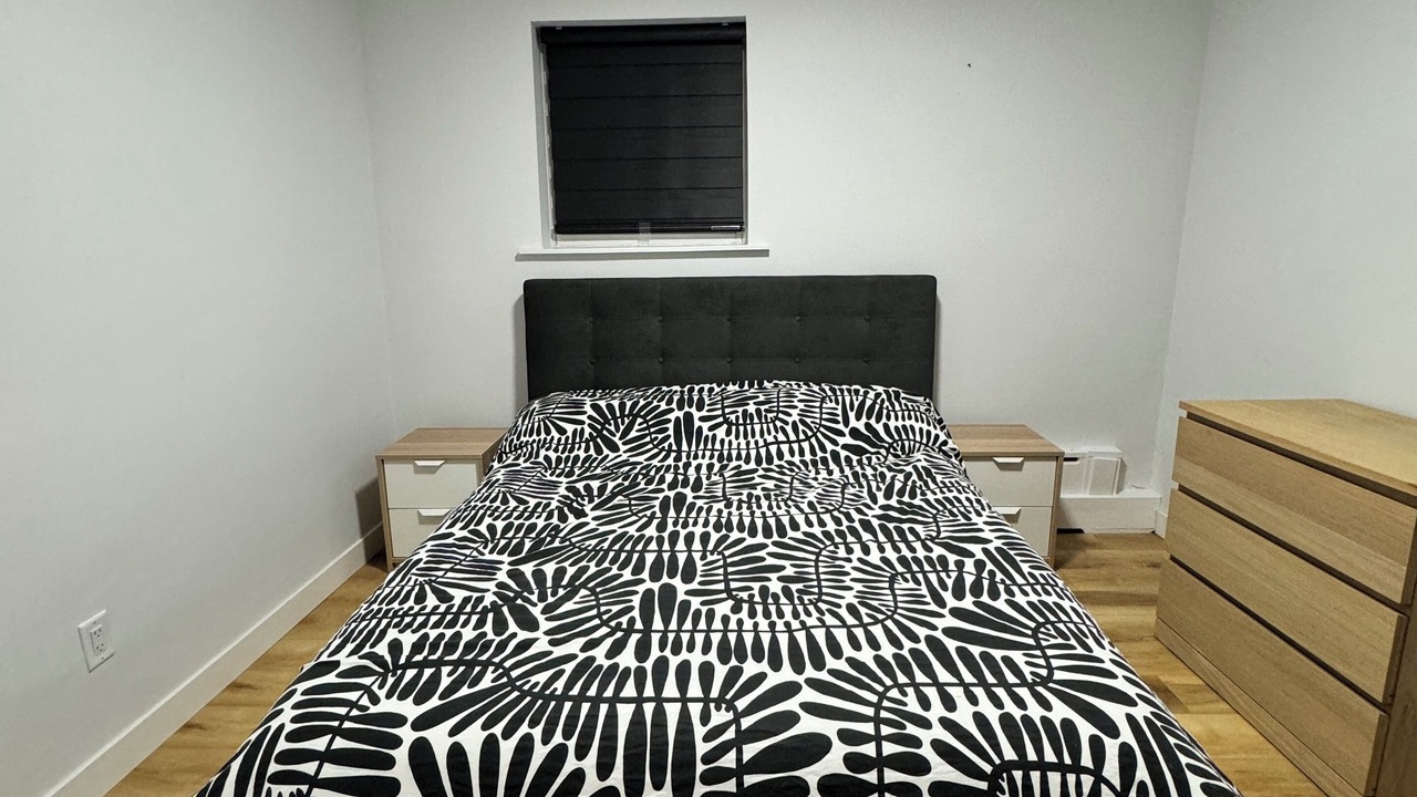 Photo of Bedroom in Vanier North