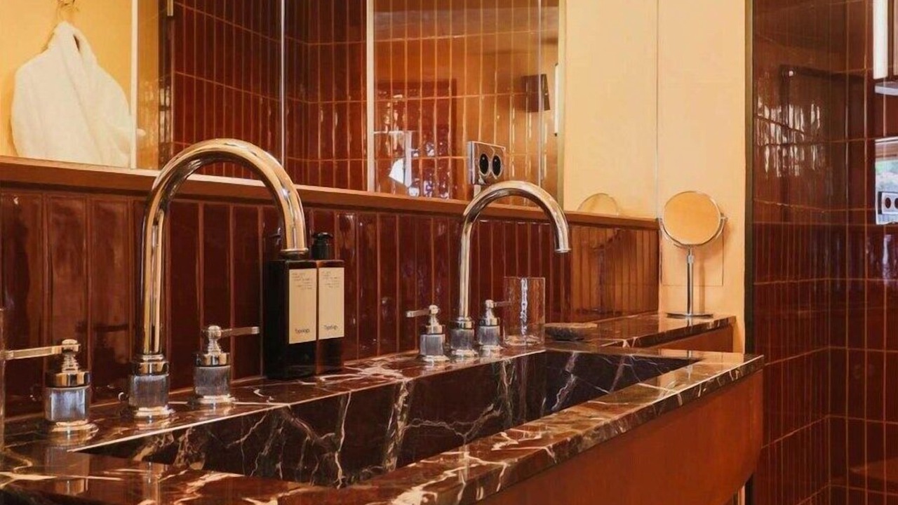 Photo of Bathroom in Les Halles