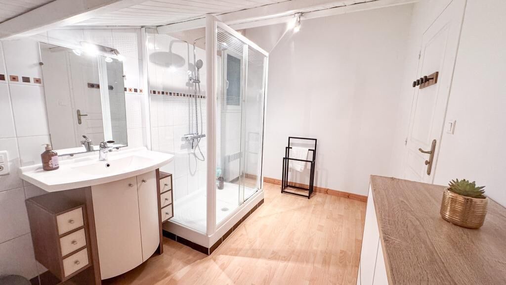 Photo of Bathroom in Jard-sur-Mer