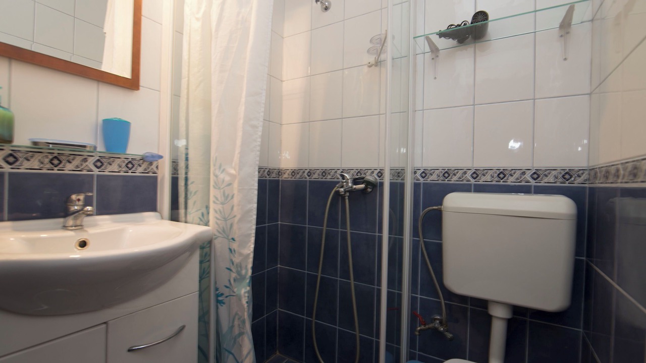 Photo of Bathroom in Sucuraj