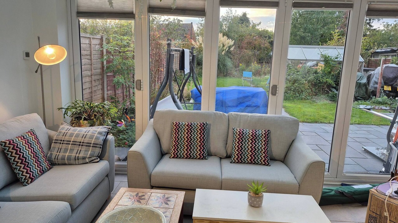 Photo of Livingroom in Rushmoor District