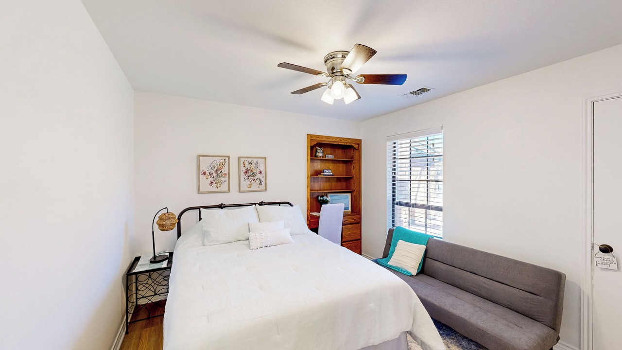 Photo of Bedroom in Azle