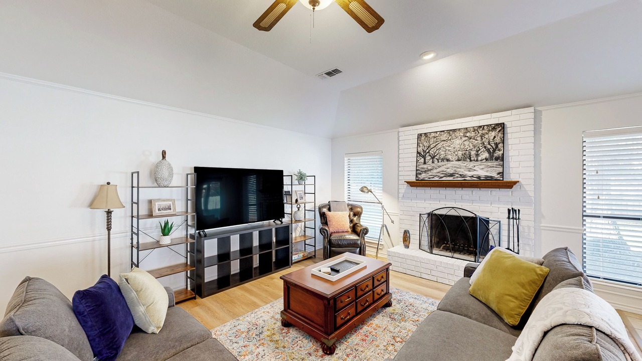 Photo of Livingroom in Azle