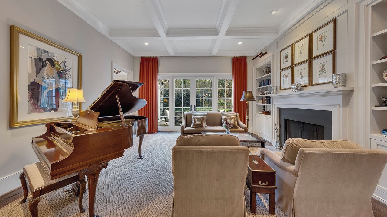 Photo of Bedroom in Chastain Park