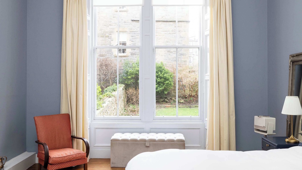 Photo of Others in Comely Bank