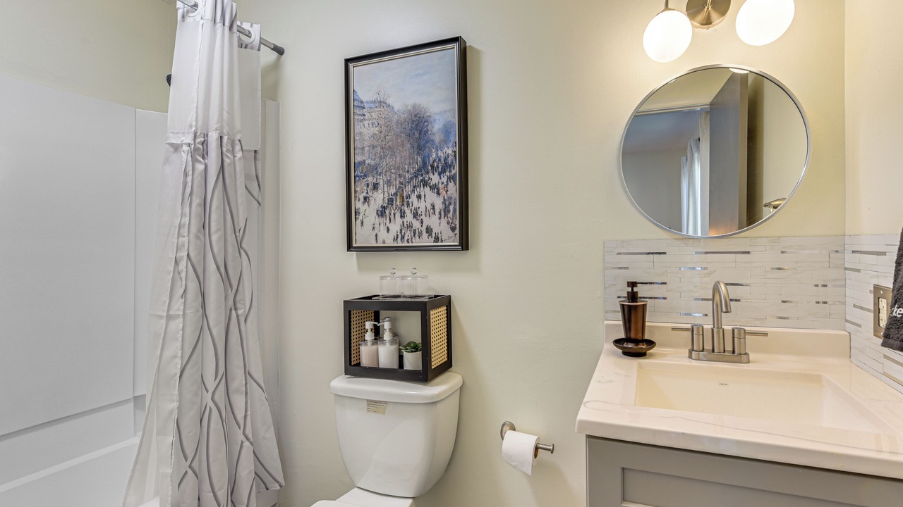 Photo of Bathroom in Pine Forest