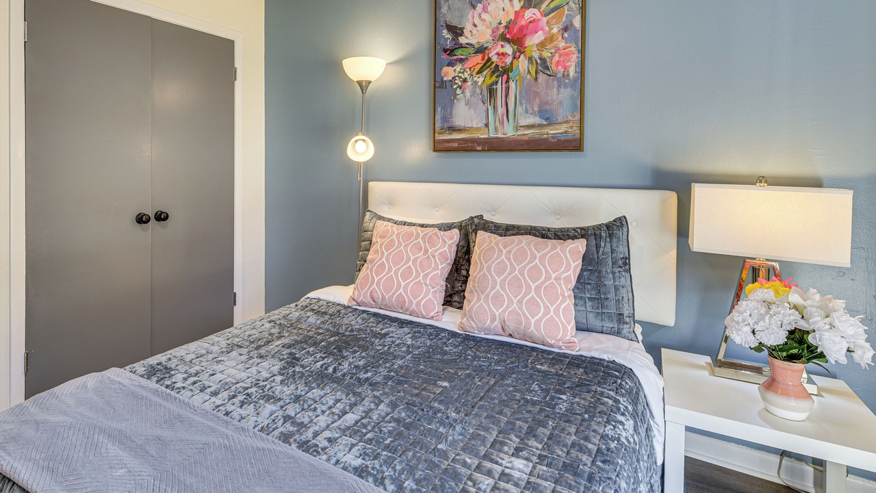 Photo of Bedroom in Pine Forest