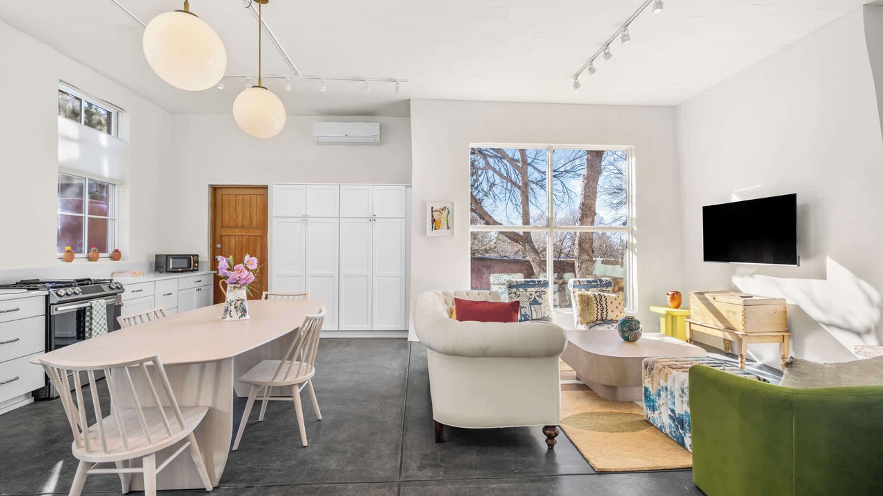Photo of Livingroom in Santa Fe