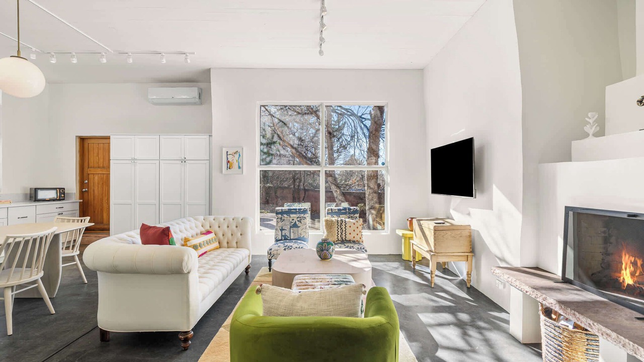 Photo of Livingroom in Santa Fe