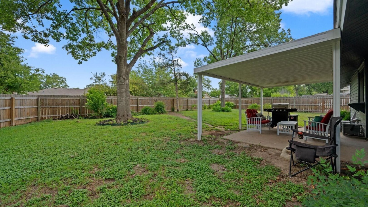Photo of Patio Balcony in North Austin Civic Association