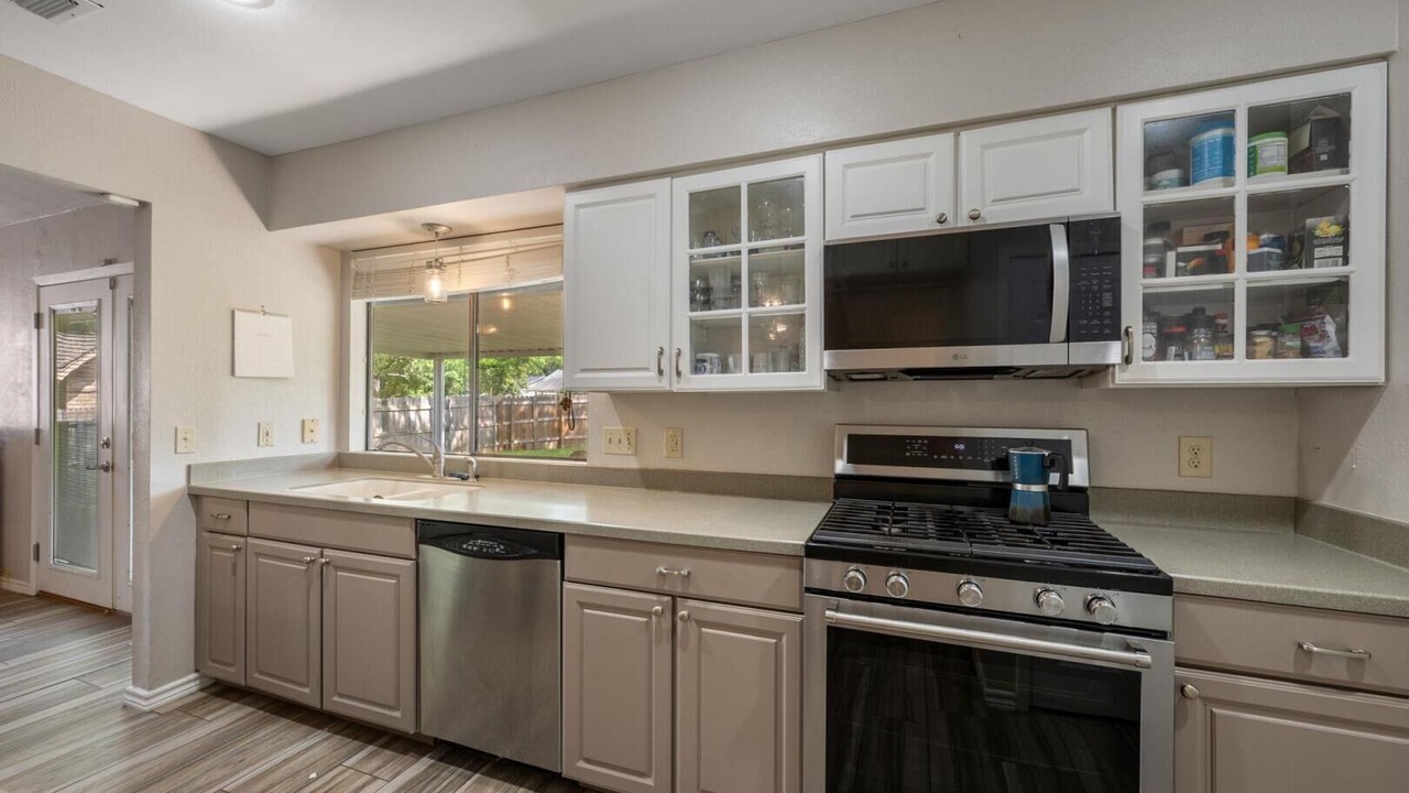 Photo of Kitchen in North Austin Civic Association