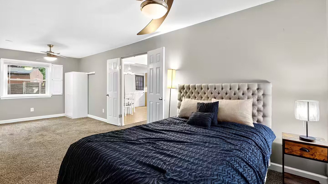 Photo of Bedroom in Newark