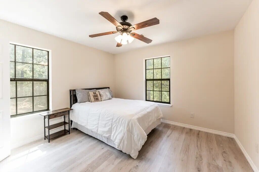 Photo of Bedroom in Pointblank