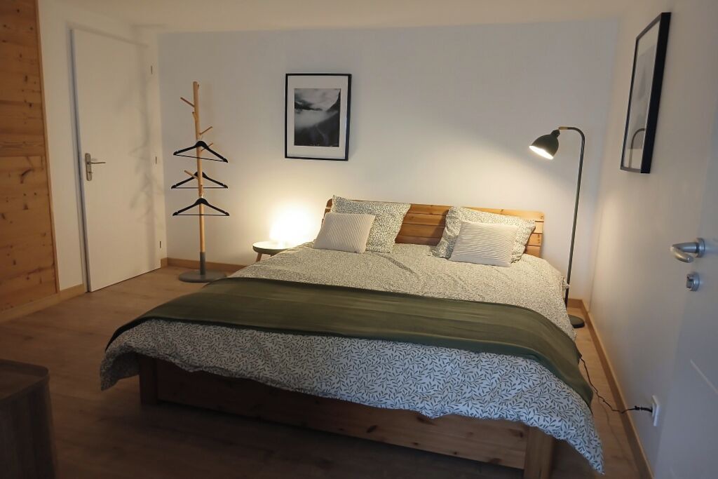 Photo of Bedroom in Saint-Martin-sur-la-Chambre
