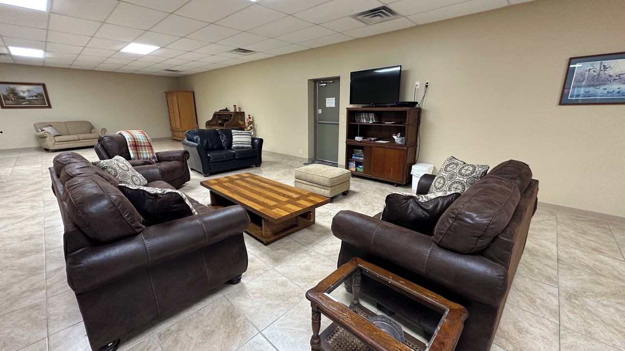 Photo of Livingroom in Cowley County