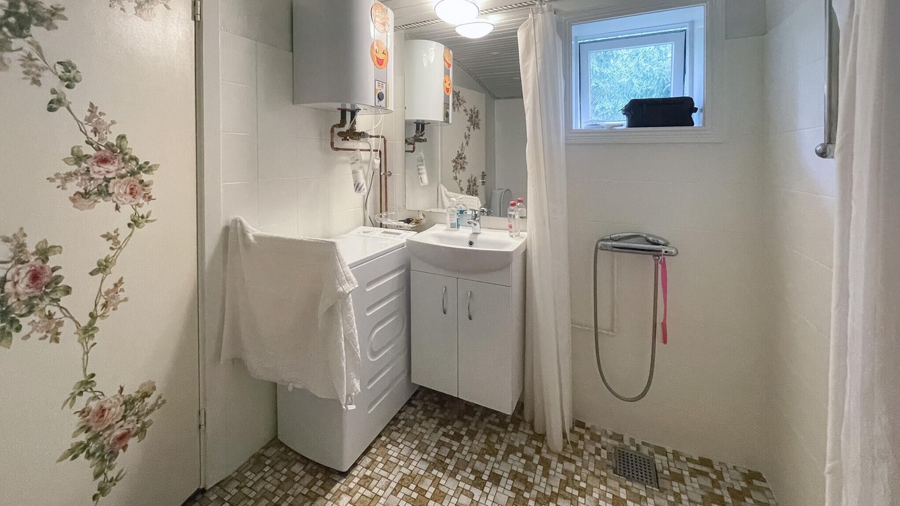 Photo of Bathroom in Or