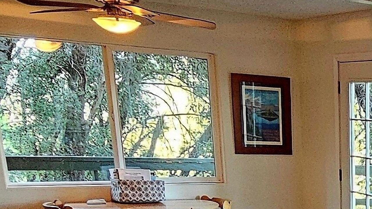 Photo of Livingroom in Nevada City