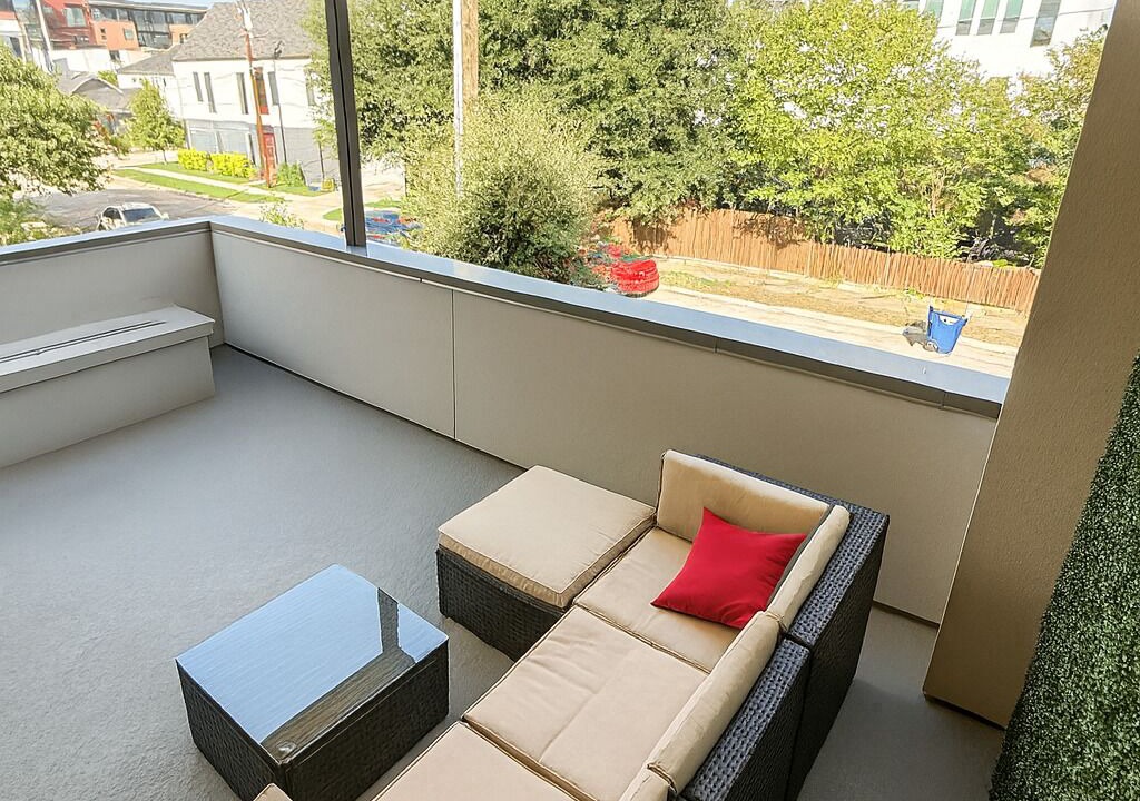 Photo of Patio Balcony in West Dallas