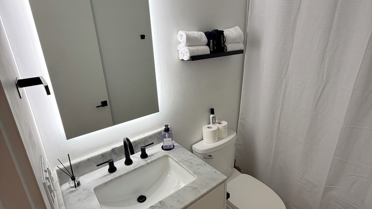 Photo of Bathroom in West Dallas