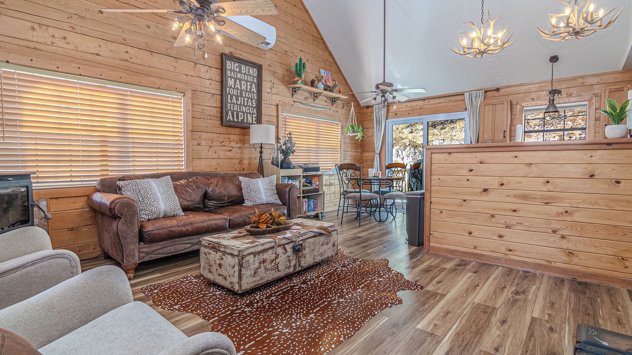 Photo of Livingroom in Fort Davis