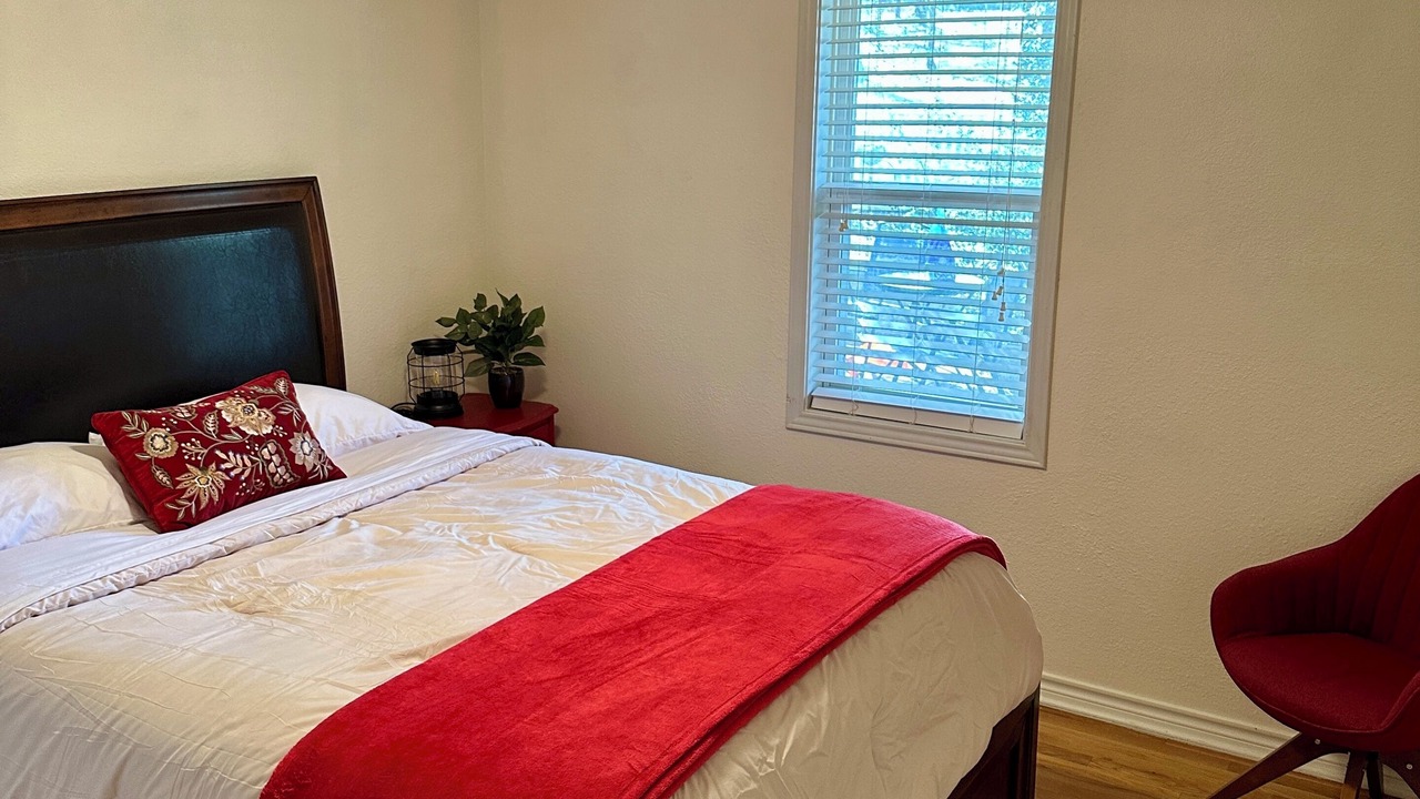 Photo of Bedroom in Argyle