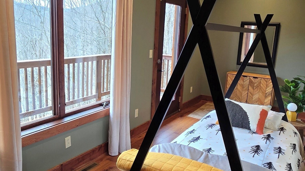 Photo of Bedroom in Slaty Fork