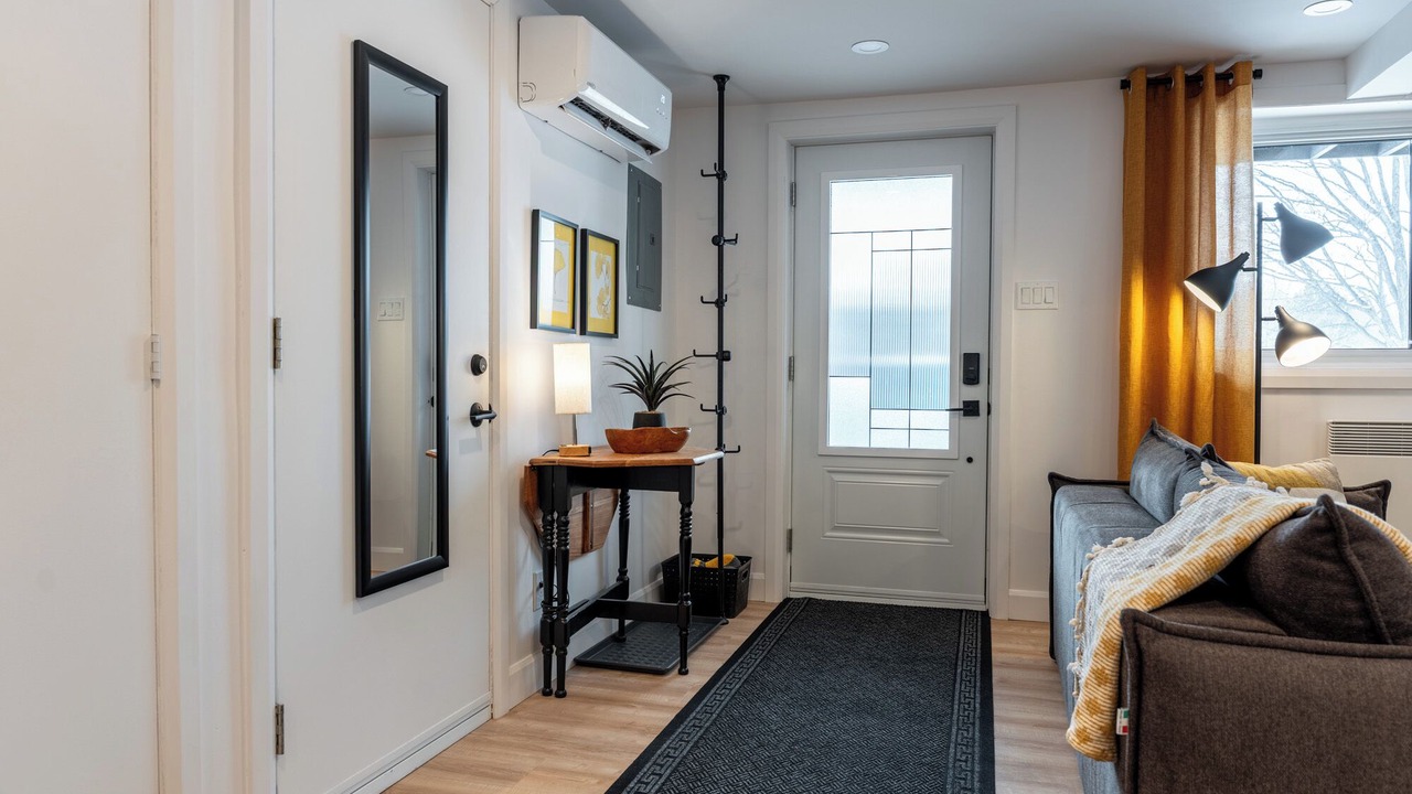 Photo of Livingroom in Sainte-Ann-des-Lacs