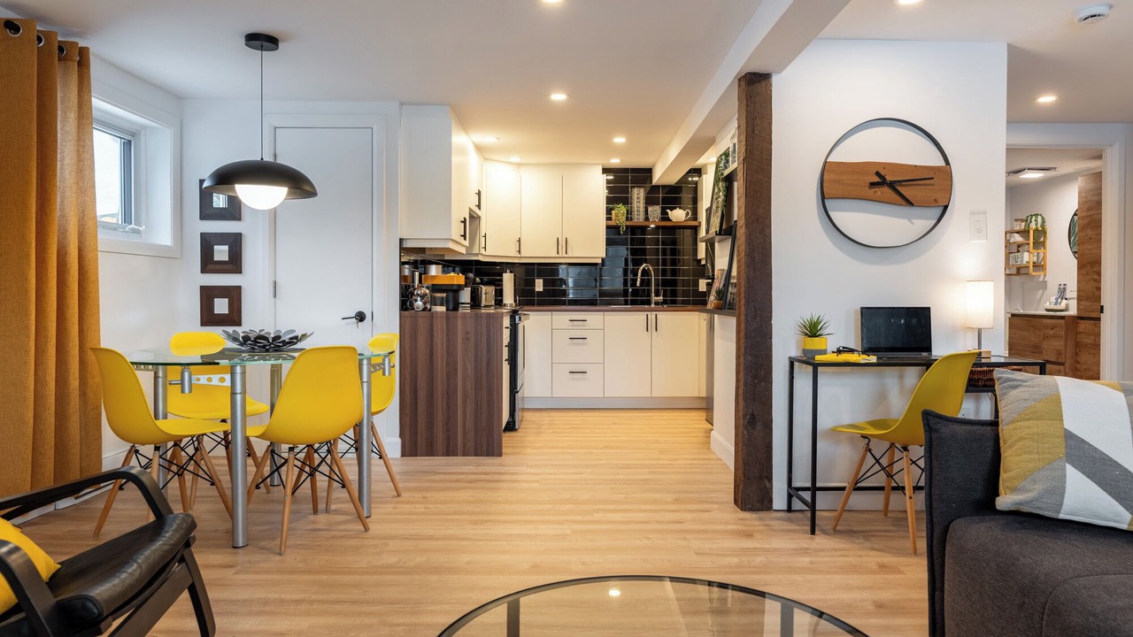 Photo of Livingroom in Sainte-Ann-des-Lacs