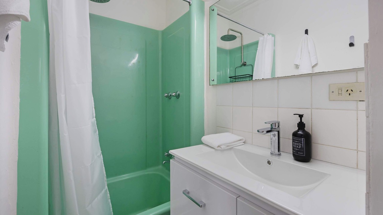 Photo of Bathroom in Lake Wendouree