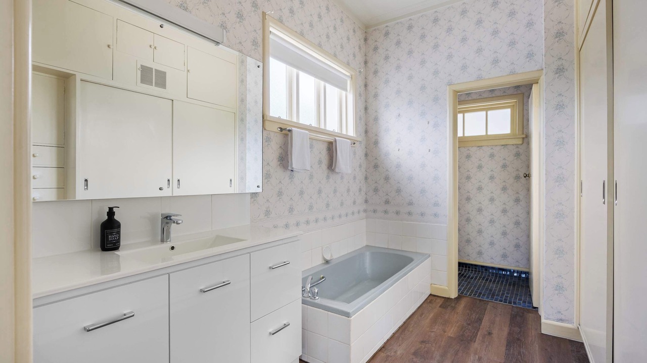 Photo of Bathroom in Lake Wendouree