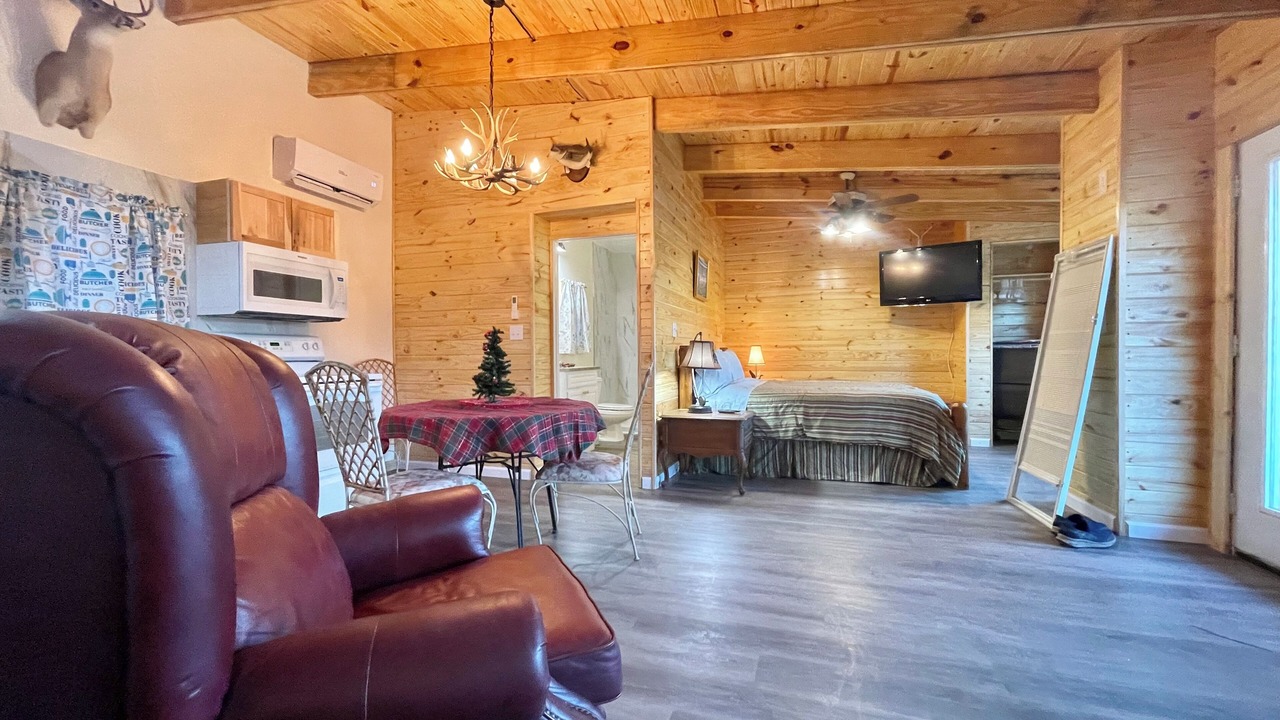 Photo of Bedroom in Onalaska