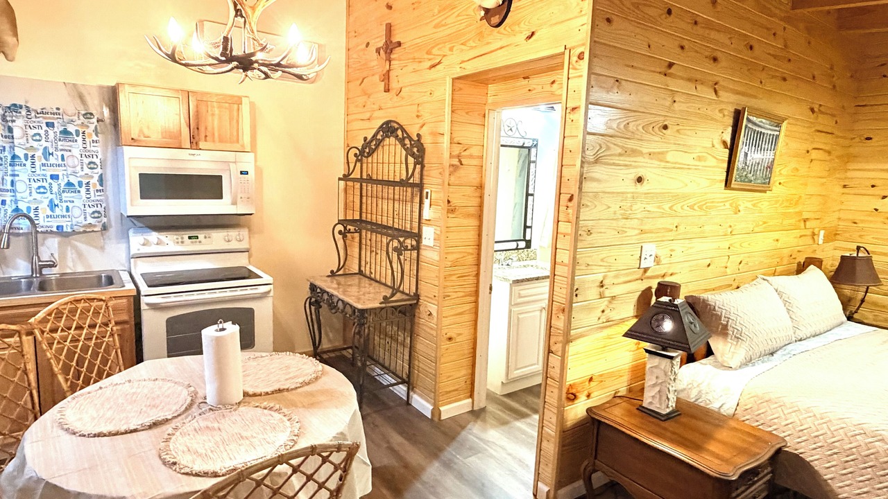 Photo of Bedroom in Onalaska