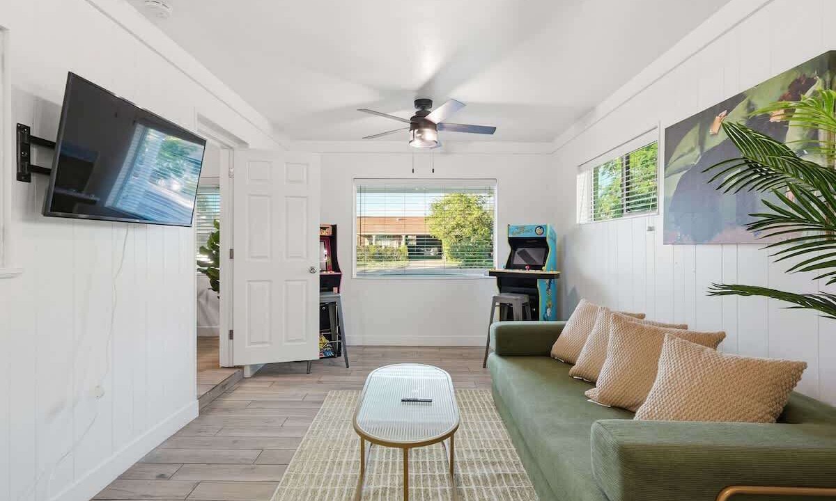 Photo of Livingroom in Cavalier Vista