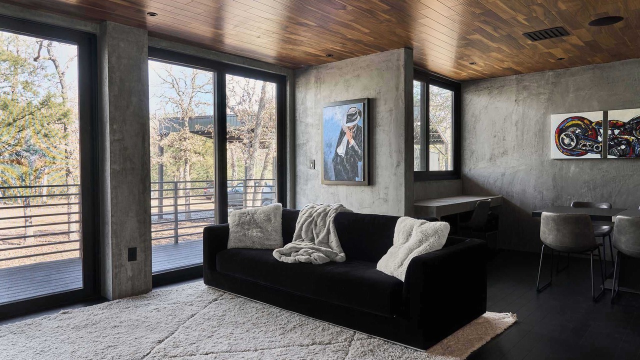 Photo of Livingroom in Ledbetter