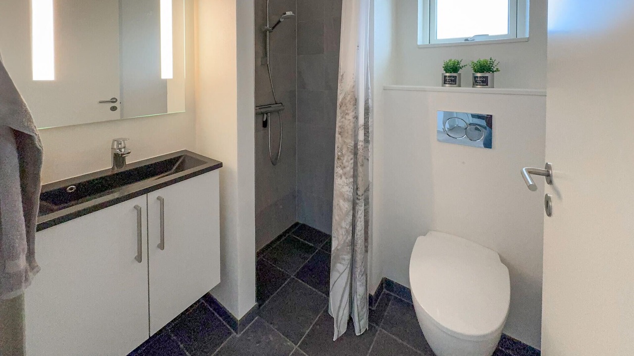 Photo of Bathroom in Skaven Strand