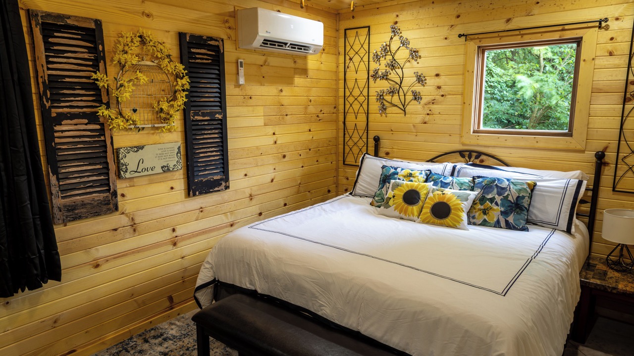 Photo of Bedroom in Columbia