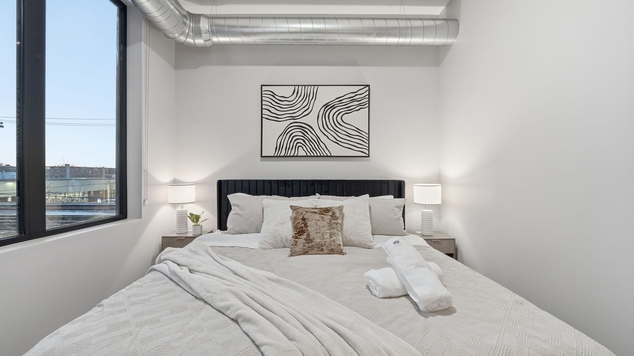 Photo of Bedroom in Edgewater Beach