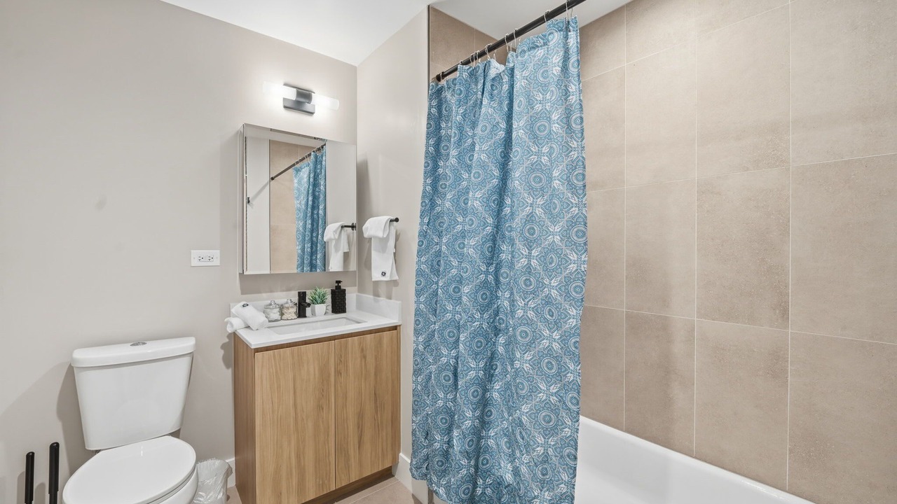 Photo of Bathroom in Edgewater Beach