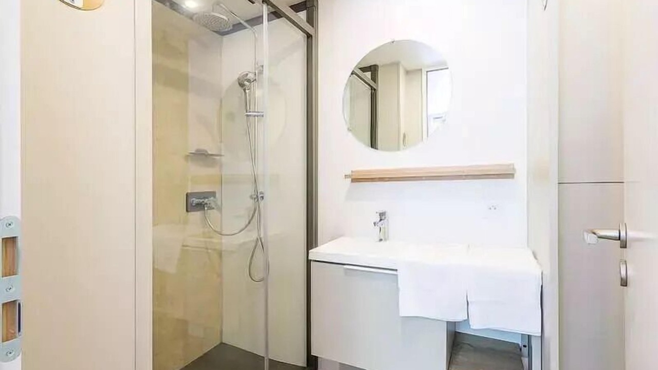 Photo of Bathroom in Saint-Julien-des-Landes