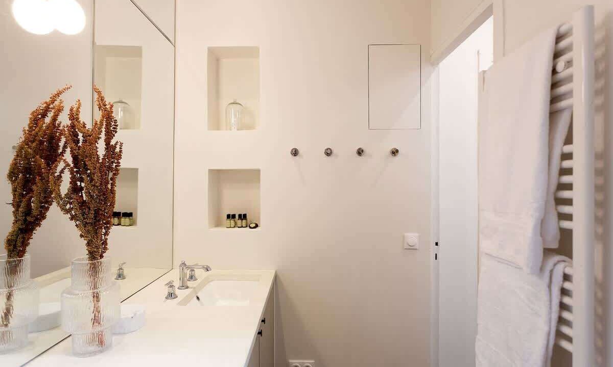 Photo of Bathroom in Quartier de la Plaine-de-Monceaux