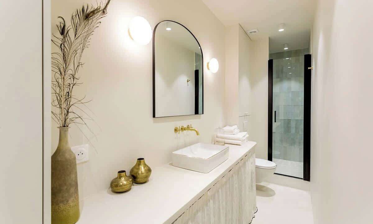 Photo of Bathroom in Quartier du Faubourg-Montmartre
