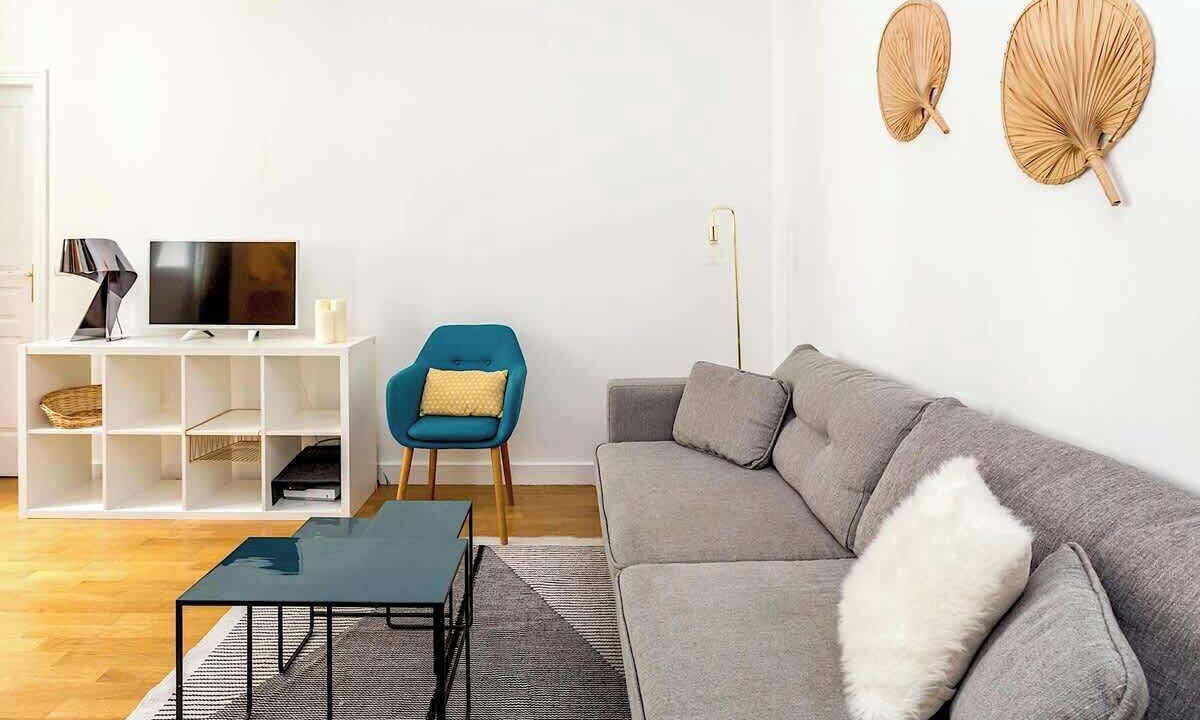 Photo of Livingroom in 8th Arrondissement