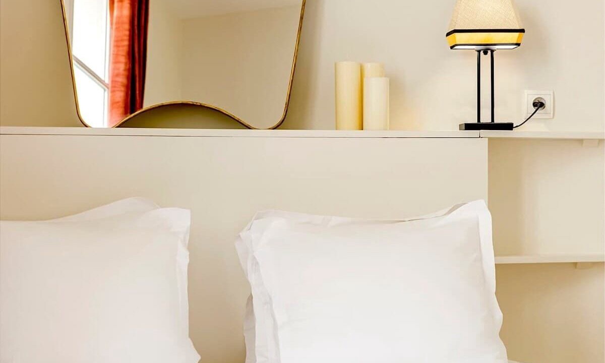 Photo of Bedroom in 8th Arrondissement