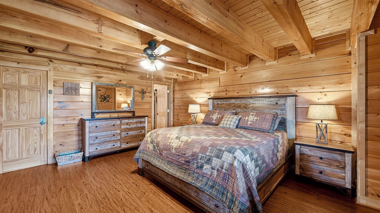 Photo of Bedroom in Sevierville