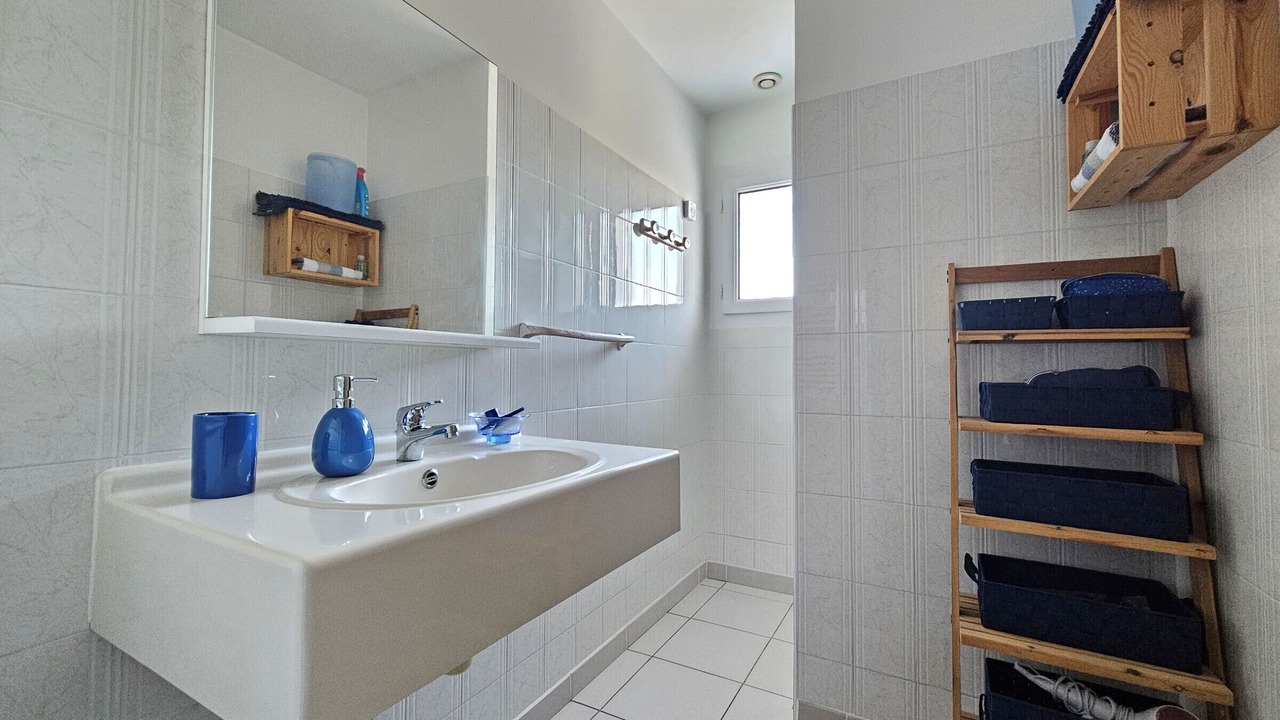 Photo of Bathroom in Grues