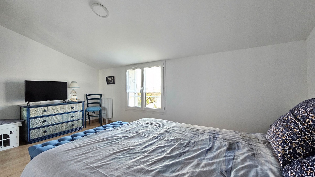 Photo of Bedroom in Grues