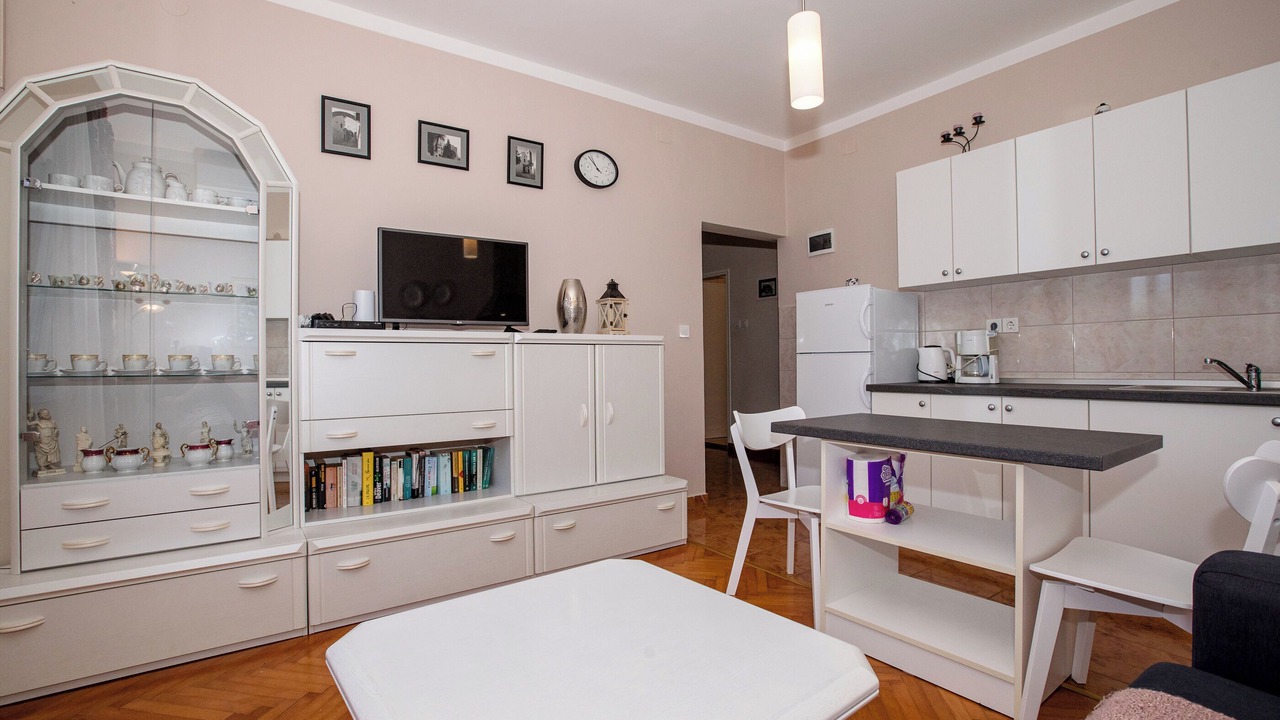 Photo of Livingroom in Rab